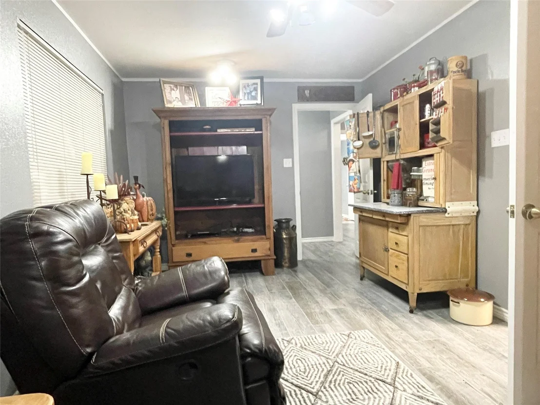 Photo of 634 Maplewood Drive