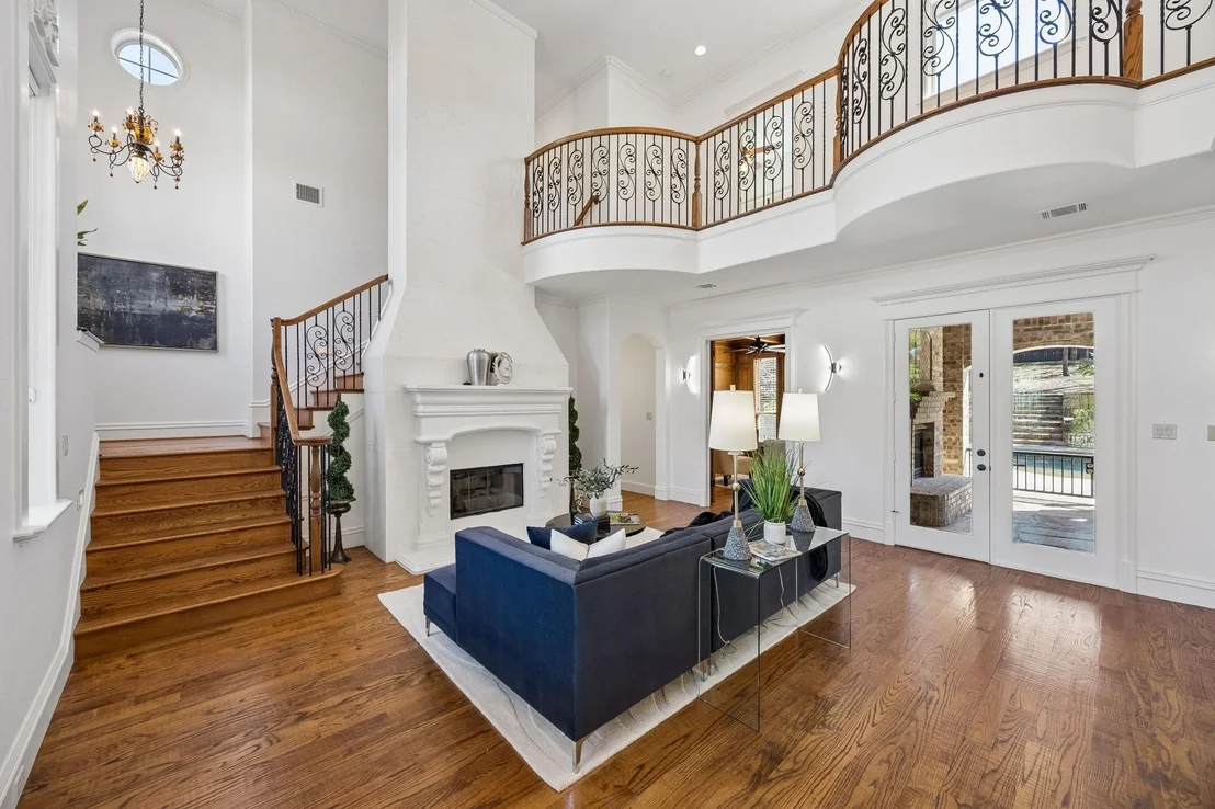 Photo of 1613 Buckingham Drive
