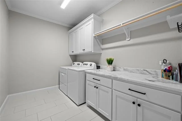 Photo of 932 Gallant Fox Road