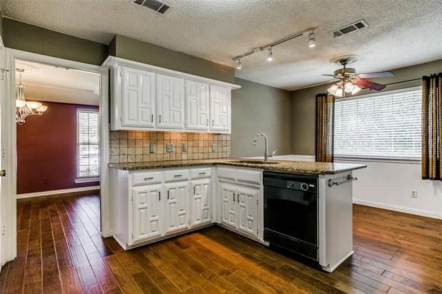 Photo of 2012 Cherbourg Drive