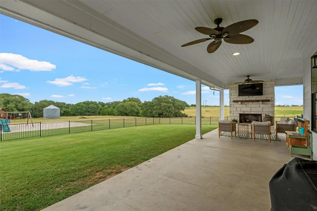 Photo of 252 Austin Hines Drive