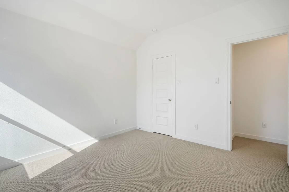 Photo of 1825 Pelham Drive