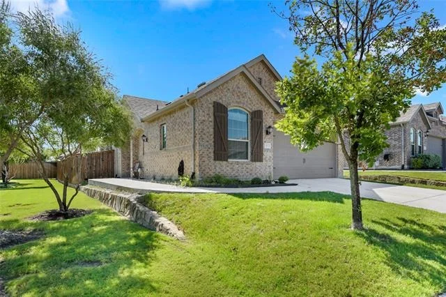 Photo of 1016 Shire Drive