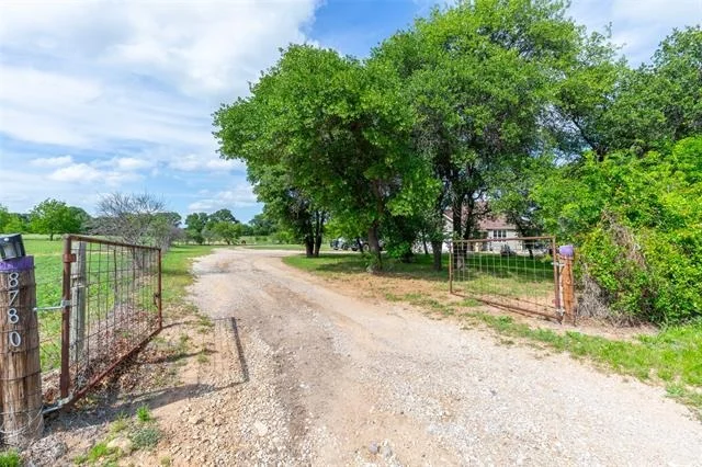 Photo of 8780 Private Road 2412