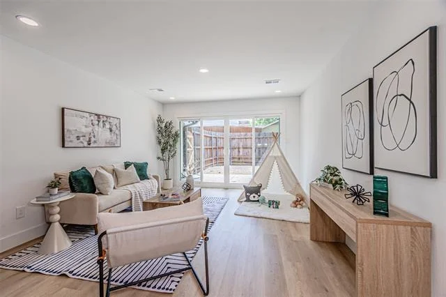 Photo of 2220 Greenvalley Drive