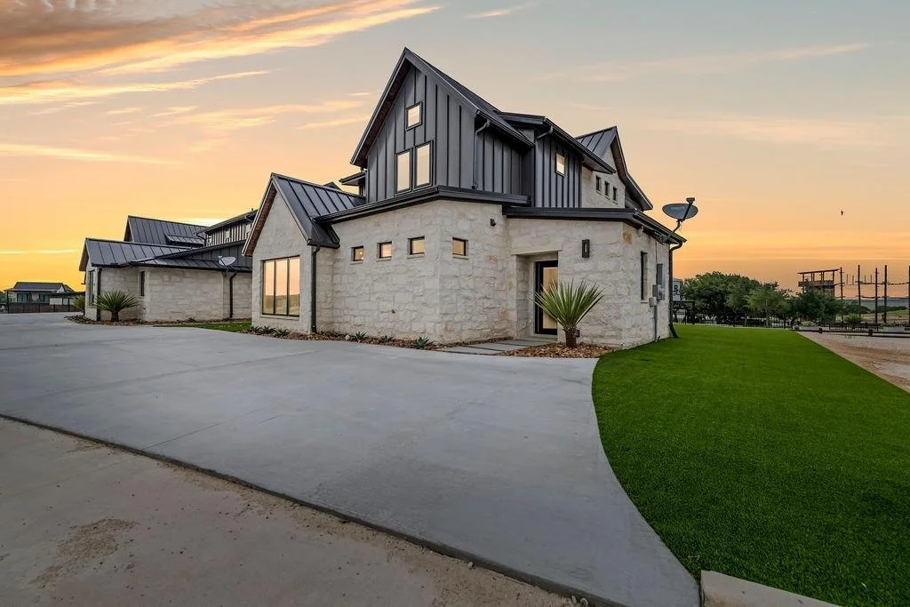 Photo of 355 Emma Jean Trail