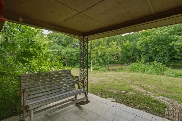 Photo of 116 Greentree Cir