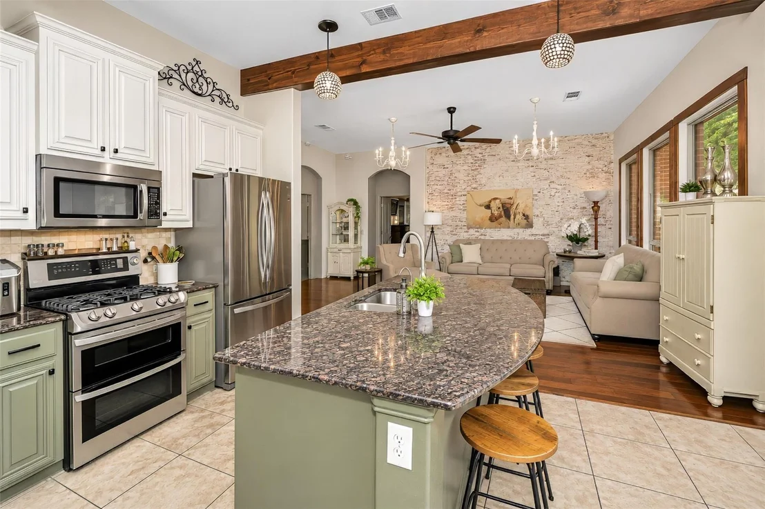 Photo of 745 Dalrock Road