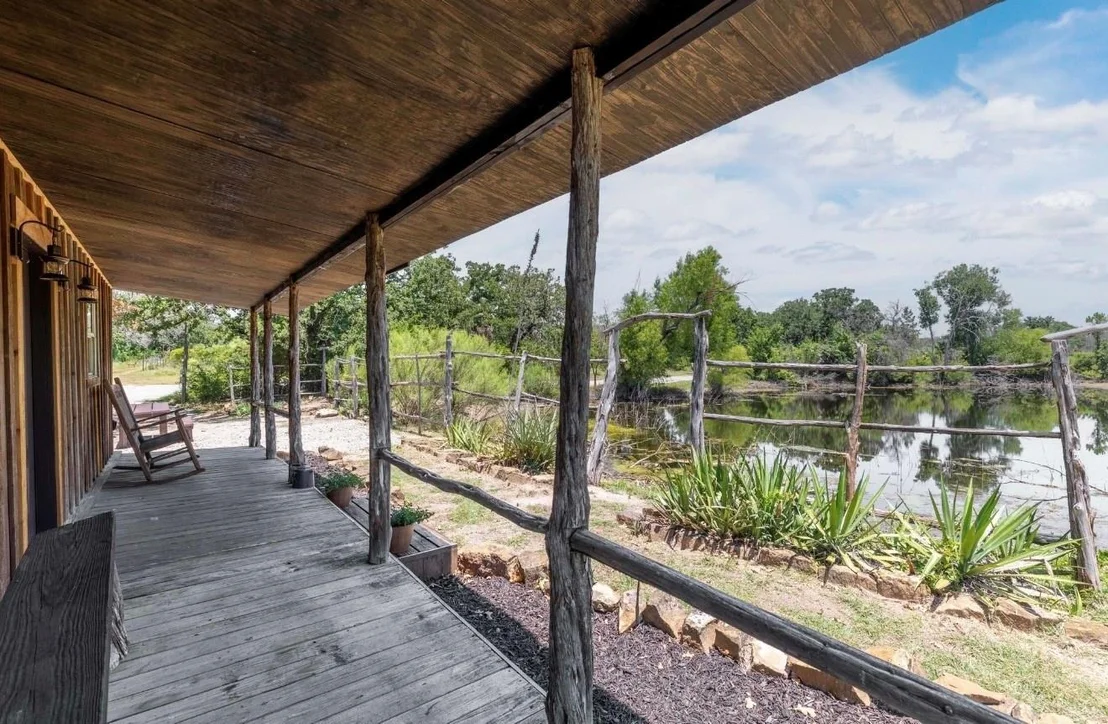 Photo of 3296 Campbell Trail