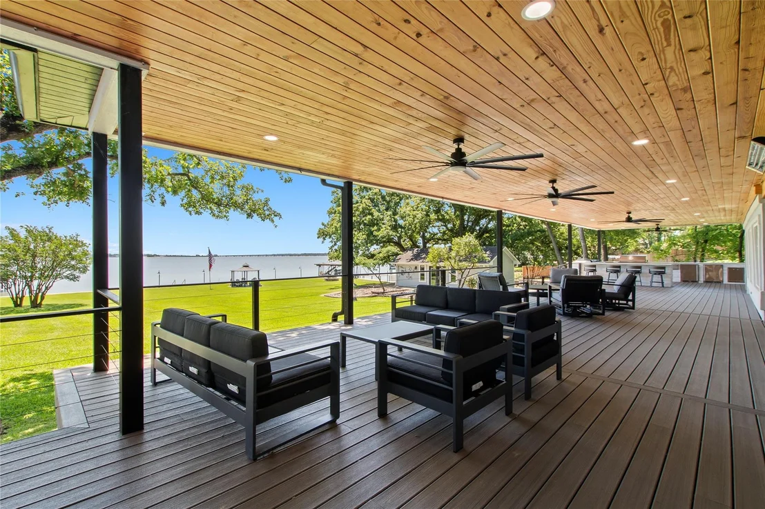 Photo of 1301 Oak Hill Drive