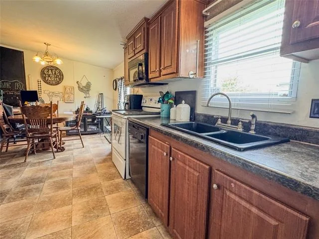 Photo of 815 County Road 655