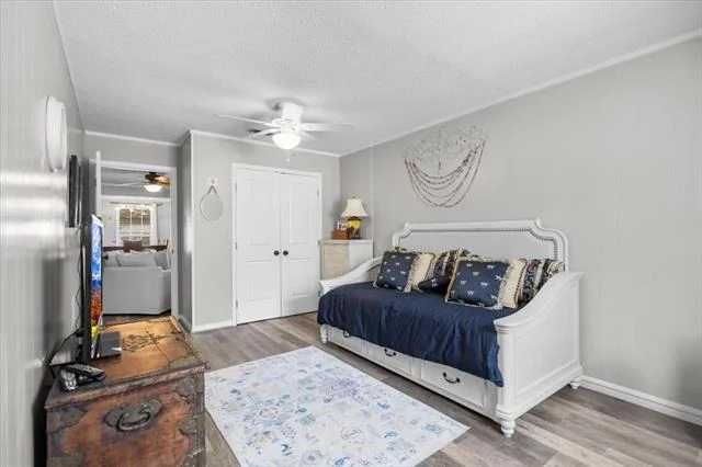 Photo of 333 Lakeview Drive