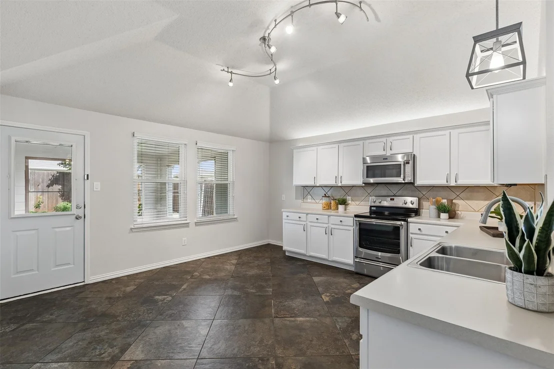 Photo of 501 Fireberry Drive