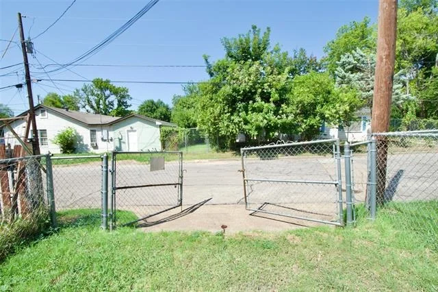 Photo of 2015 N 12th Street