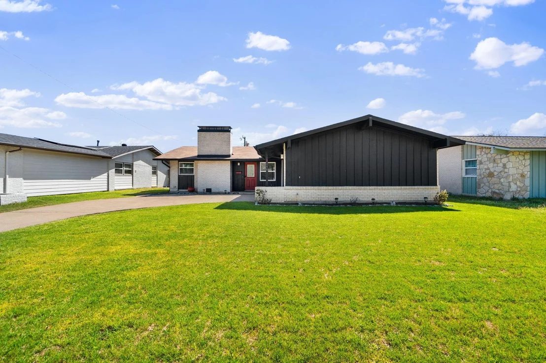 Photo of 3244 High Brook Drive