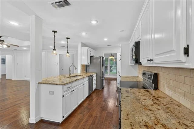 Photo of 2101 Brentgate Drive