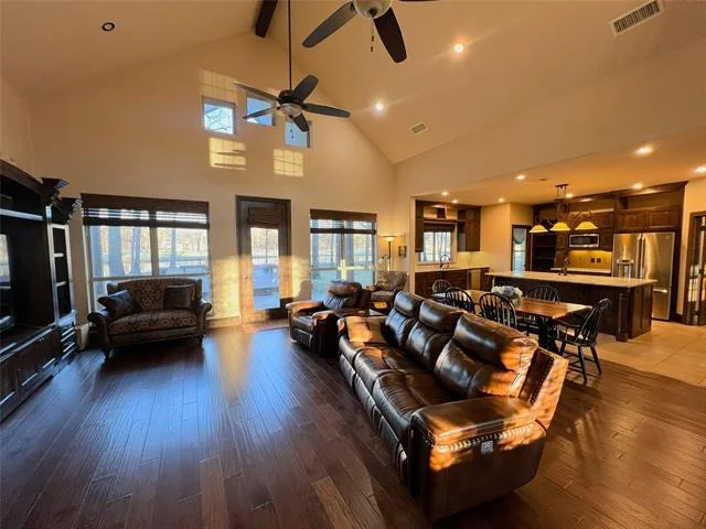 Photo of 501 Private Road 5980