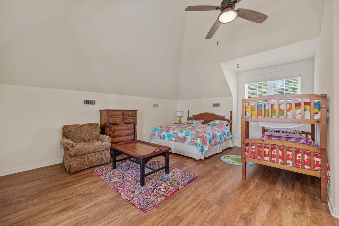 Photo of 8155 E Lake