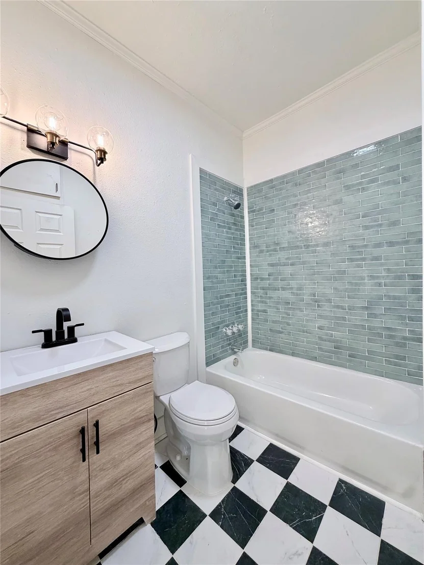 Photo of 525 Miller Street