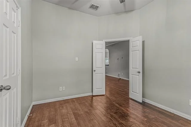 Photo of 110 Chinaberry Trail