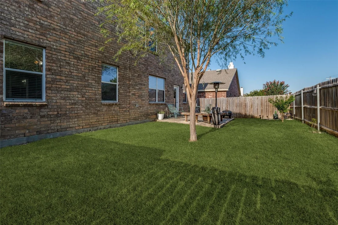 Photo of 4629 Indian Rock Drive