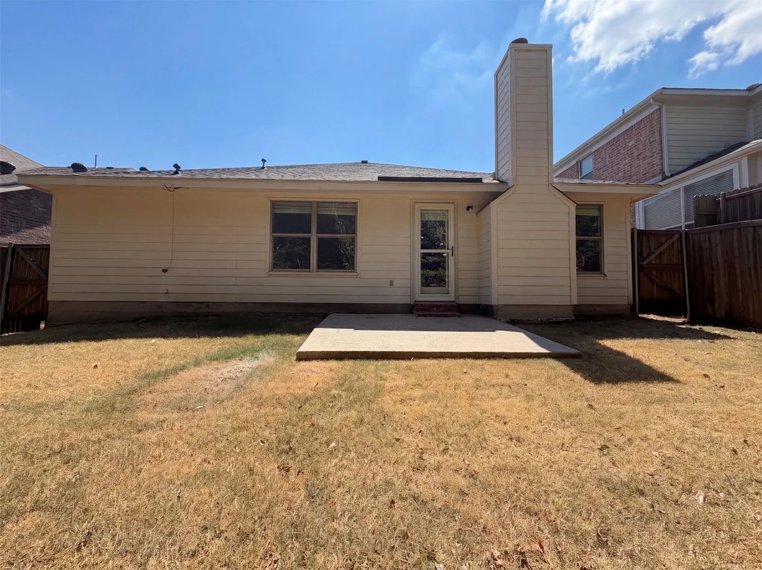 Photo of 605 Crystal Falls Drive