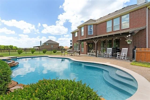 Photo of 2305 Silver Maple Drive