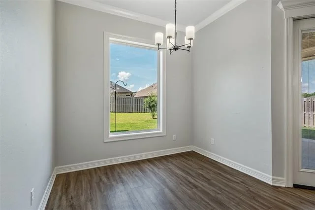 Photo of 1806 Forestdale