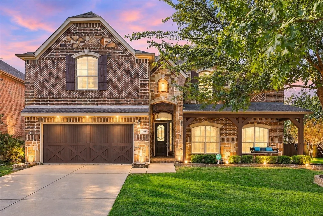 Photo of 1329 Bateman Lane