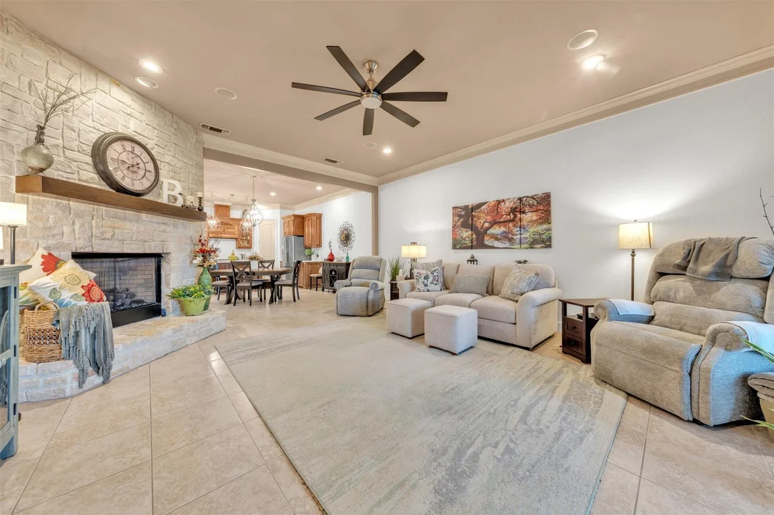 Photo of 2400 Vineyard Drive