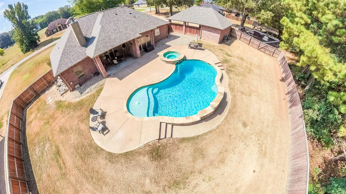 Photo of 135 Pond Drive