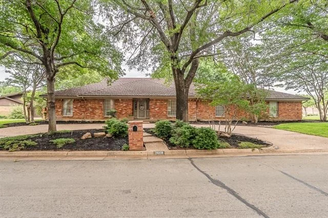 Photo of 2609 Shadow Ridge Drive