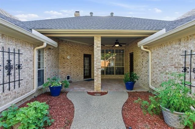 Photo of 5017 River Bluff Drive