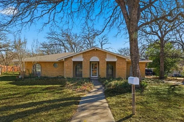 Photo of 620 Cimarron Trail