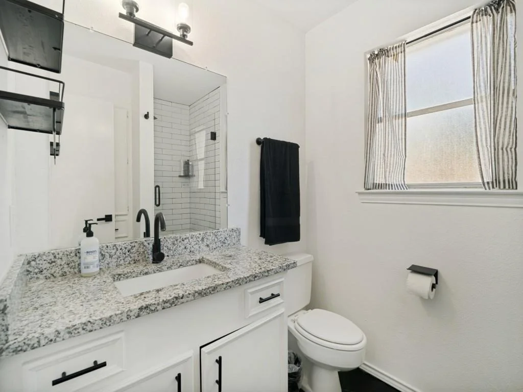Photo of 2600 Montclair Lane
