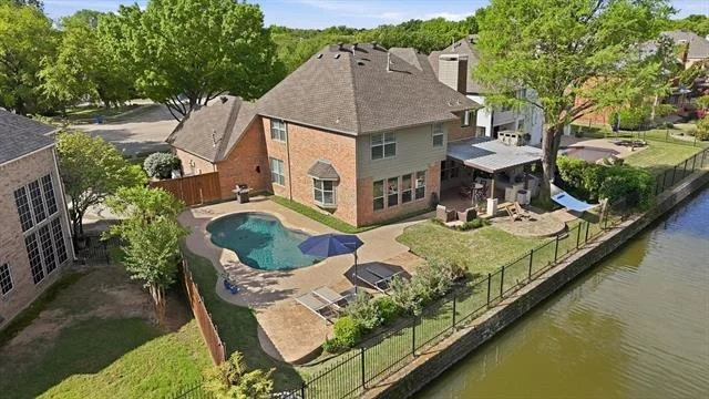 Photo of 1048 Basilwood Drive