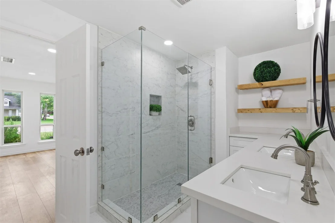 Photo of 11022 Ferndale