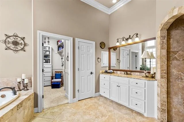 Photo of 4334 La Hacienda Drive