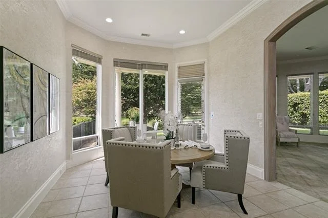 Photo of 5864 Arrowhead Drive