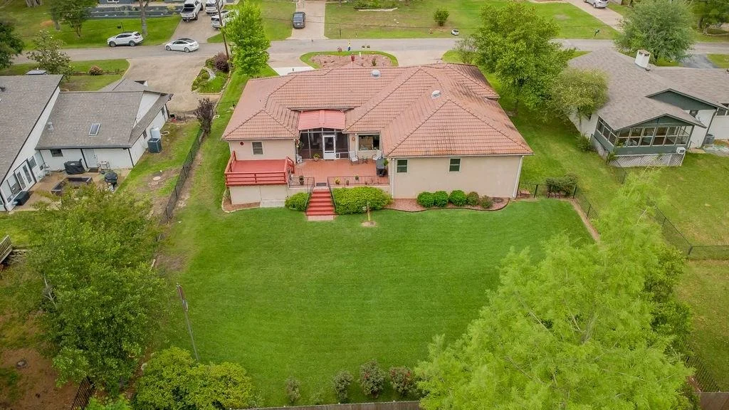 Photo of 1363 Bridle Path Lane