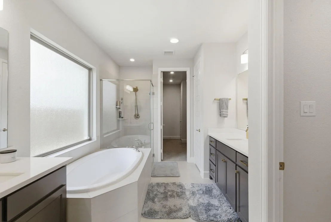 Photo of 915 Winter Cherry Lane