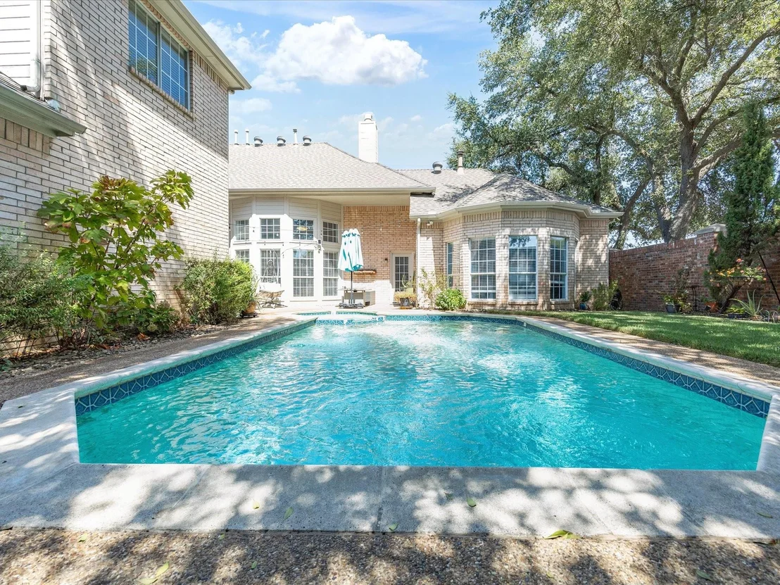 Photo of 6400 Bermuda Dunes Drive