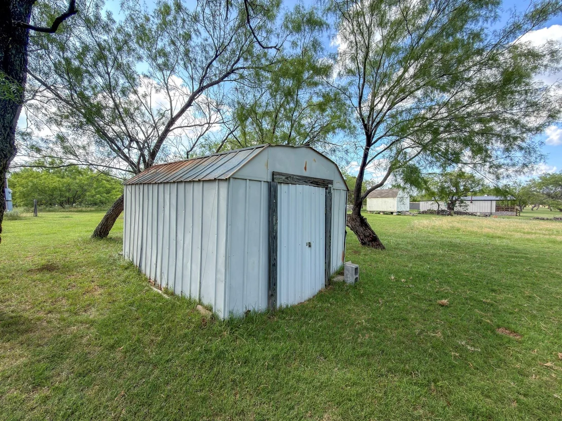 Photo of Unit 48 at 3500 Hog Bend