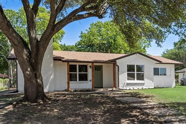 Photo of 4577 Silversprings Drive