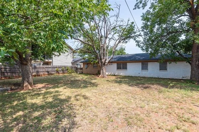 Photo of 3901 Laurel Drive
