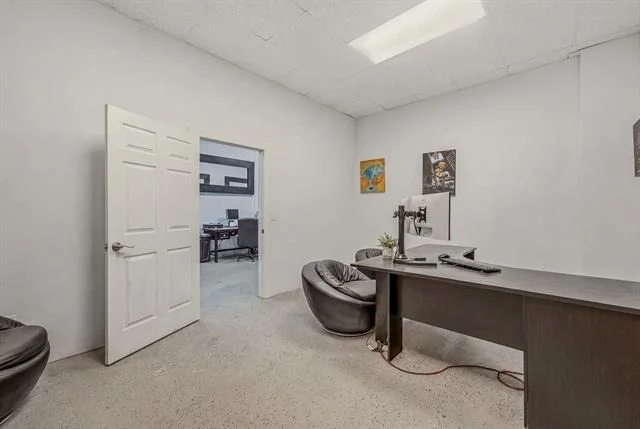Photo of Unit A at 1024 Us-377