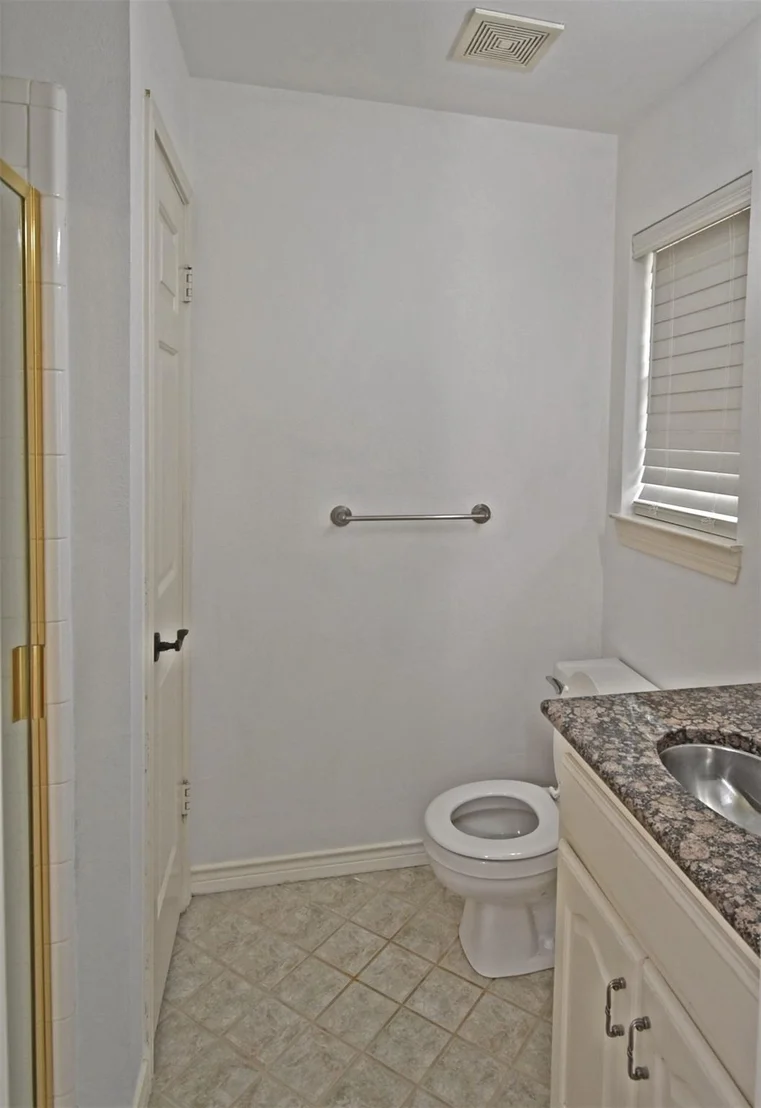 Photo of 2902 Live Oak Drive