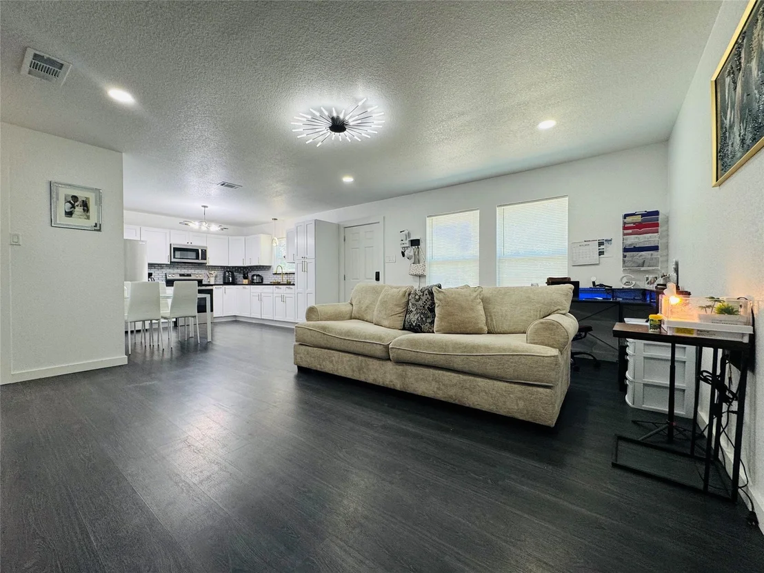 Photo of 3830 Colina Lane