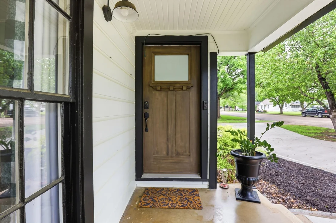 Photo of 216 Sunset Drive