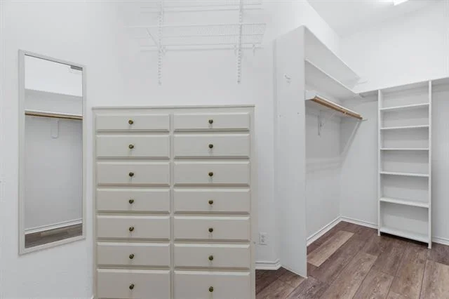 Photo of 5017 River Bluff Drive